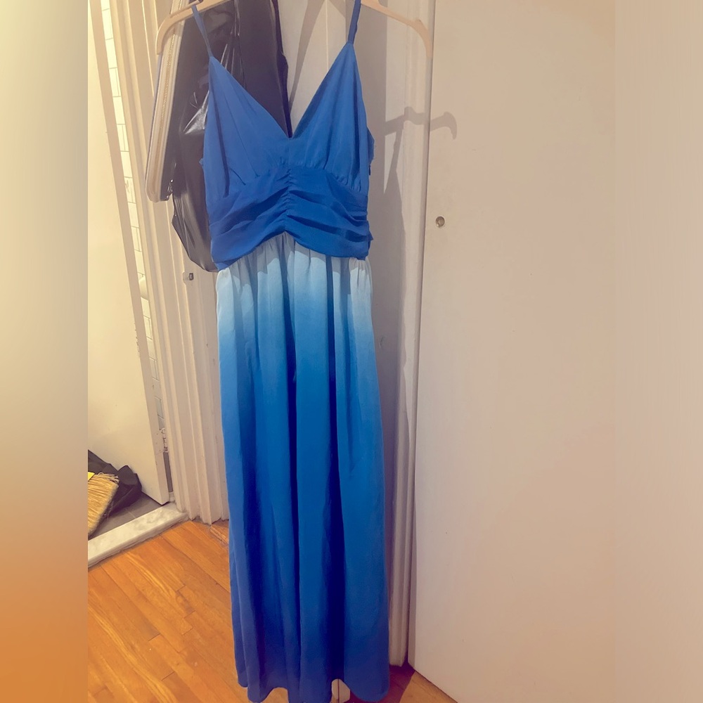 Elegant Blue Ombre Maxi Dress